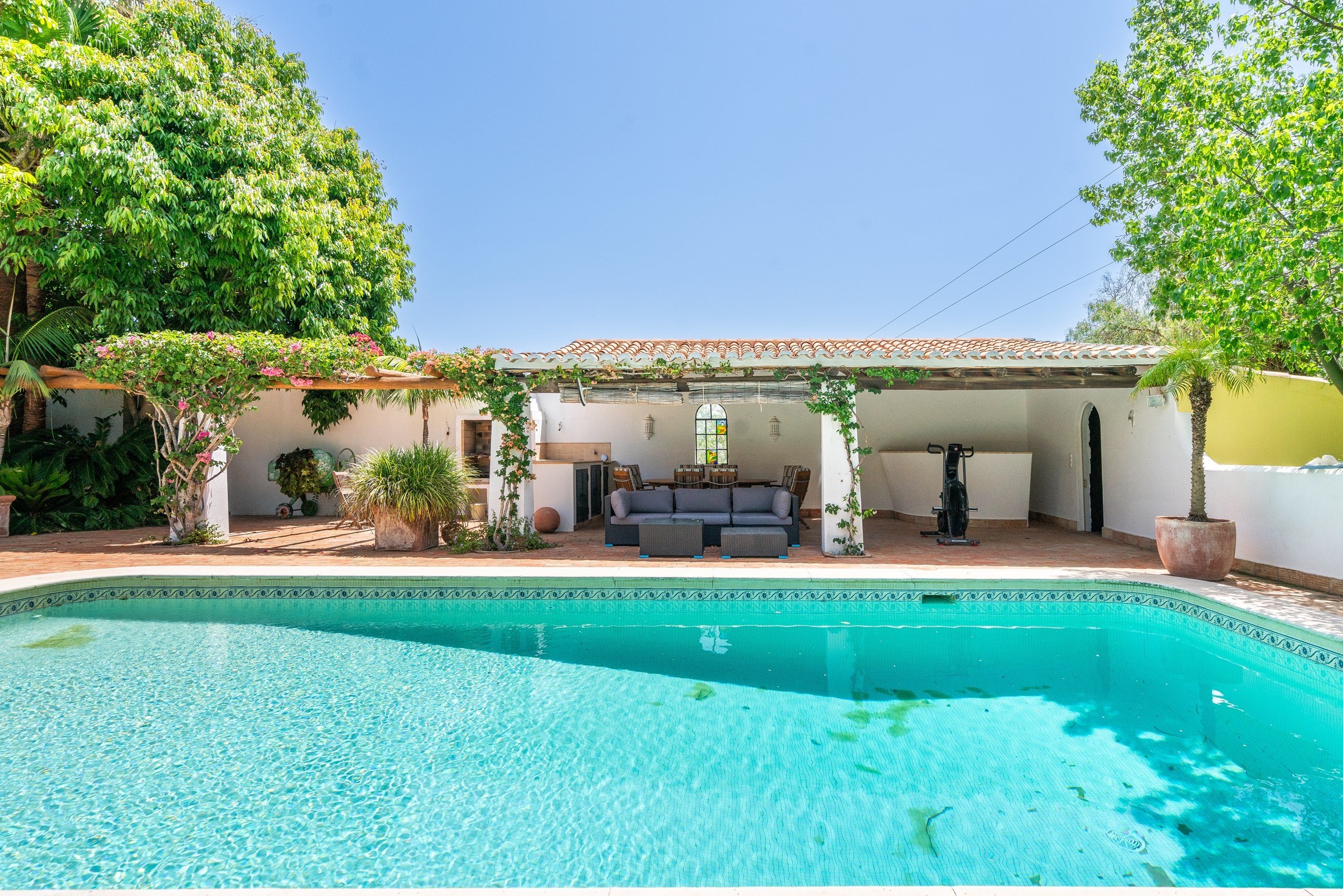 Luxury 7 Bedroom Retreat Villa For Sale in the Algarve, Portugal, with ove3r 35,200 Sqr Mtrs of Land